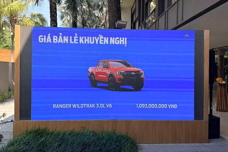 Sự chênh lệch này được dự báo sẽ là rào cản không nhỏ đối với khách hàng phổ thông, khiến Ranger Wildtrak V6 trở thành lựa chọn mang tính chọn lọc, dành riêng cho những người thực sự am hiểu và yêu cầu khắt khe về sức mạnh vận hành.