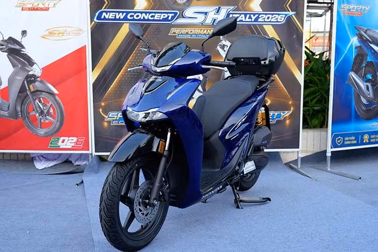 Sự kiện ra mắt SH ITALIA – New Concept Design 2026 không chỉ giới thiệu một sản phẩm mới, mà còn khẳng định tầm nhìn của Honda trong việc kết hợp công nghệ, thiết kế và phong cách sống. Đây là bước chuyển mình quan trọng, đưa dòng SH vượt ra khỏi khuôn khổ của một phương tiện di chuyển, trở thành biểu tượng của nghệ thuật, cá tính và khát vọng khác biệt trong kỷ nguyên mới.