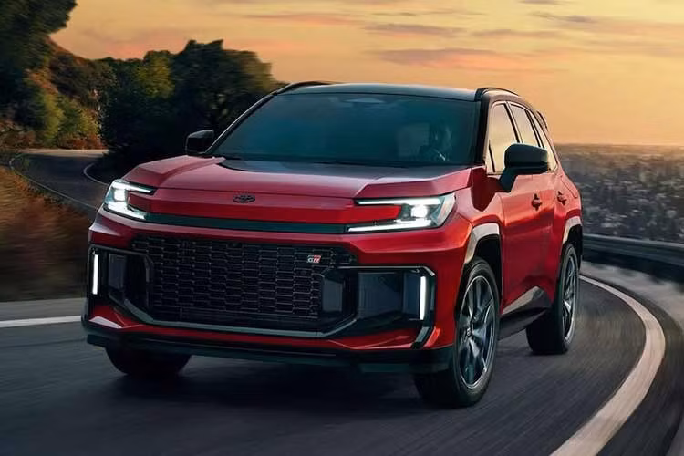 Hiện tại, Toyota chưa xác nhận kế hoạch sản xuất GR RAV4 cao cấp hơn, nhưng hãng cho biết phản hồi từ người dùng sẽ đóng vai trò quan trọng trong quyết định cuối cùng. Đây chắc chắn sẽ là phiên GR RAV4 mạnh mẽ hơn và cũng chắc chắn sẽ đắt tiền hơn.