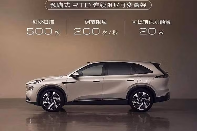 Ở một khía cạnh nào đó, điều đó đúng, nếu chúng ta xem xét kiến ​​trúc 800 volt và thiết lập tách biệt các ngăn pin cho phép nó sạc liền mạch trên cả bộ sạc 400 volt và 800 volt. Tuy nhiên, điều này không giúp GM nhiều lắm, và năm 2025 đã mang đến điều ngược lại với việc "vượt qua Tesla".