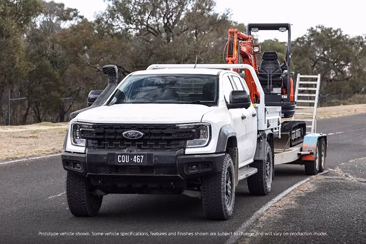 Super Duty có khả năng kéo rơ-moóc tới 4.500 kg (có phanh), tổng khối lượng kết hợp lên đến 8.000 kg. Bình nhiên liệu dung tích lớn 130 lít giúp xe có thể di chuyển tới 1.000 km sau mỗi lần đổ đầy.