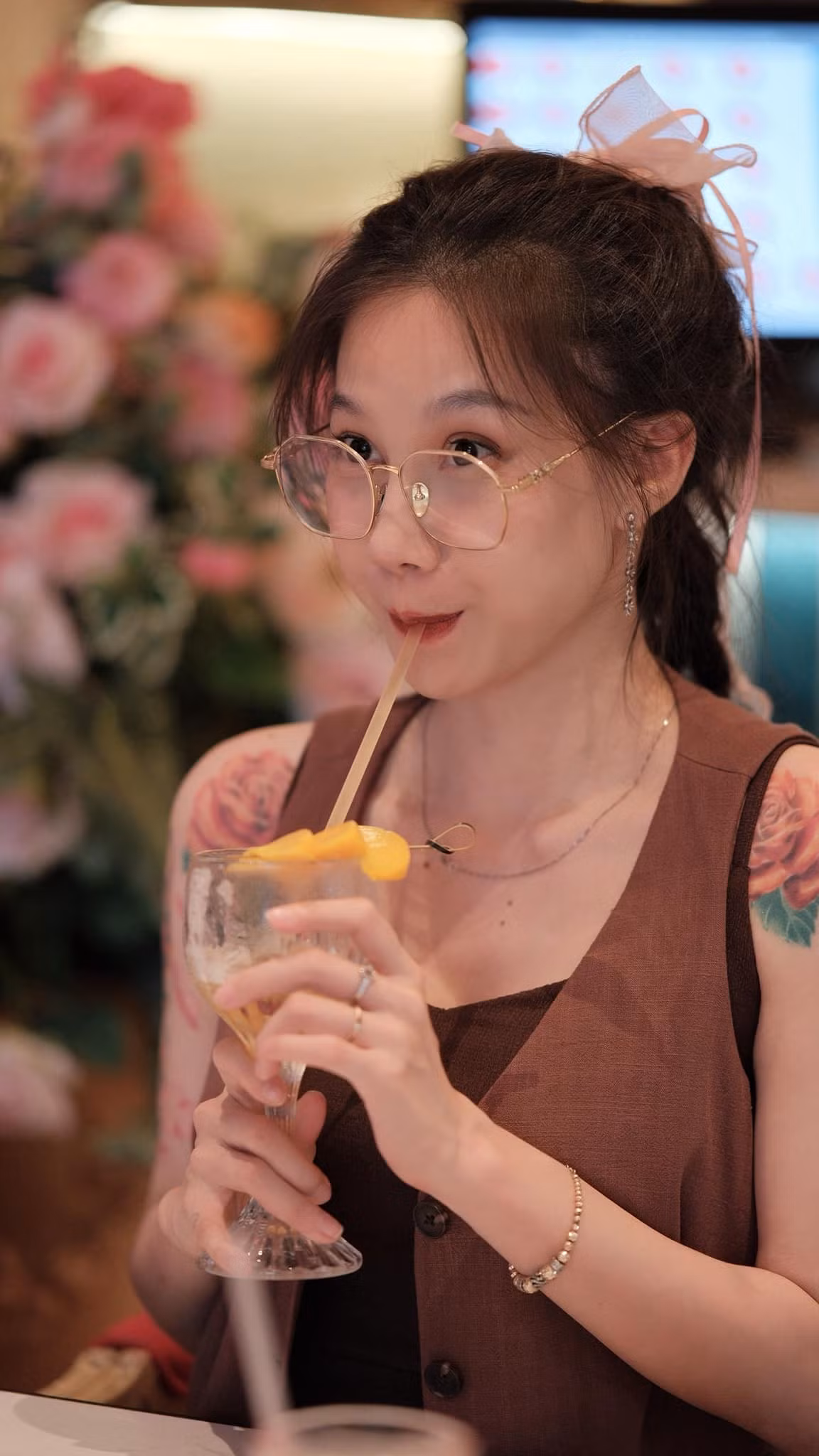 Không để người hâm mộ phải tò mò, Alicia Meow đã chia sẻ "bí quyết" cho màn "lột xác" đầy ấn tượng này.