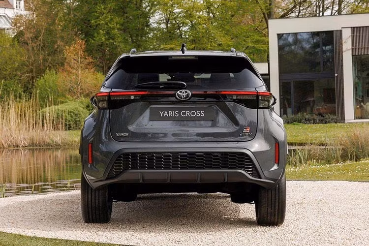 Gallery - [GALLERY] Toyota Yaris Cross 2027 - động cơ hybrid mạnh hơn, từ 36.540 USD - image 12