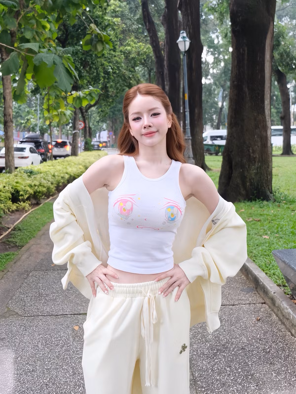 Ngoài vóc dáng "đỉnh cao", nhan sắc và thần thái của DJ Mie cũng là điểm cộng lớn.