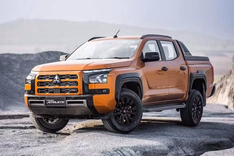 Honda hiện chưa công bố tên gọi, thiết kế hay thông số kỹ thuật của mẫu bán tải mới của mình dựa trên Mitsubishi Triton. Tuy nhiên, hãng xác nhận sản phẩm dự kiến được mở bán tại thị trường ASEAN vào năm 2028.