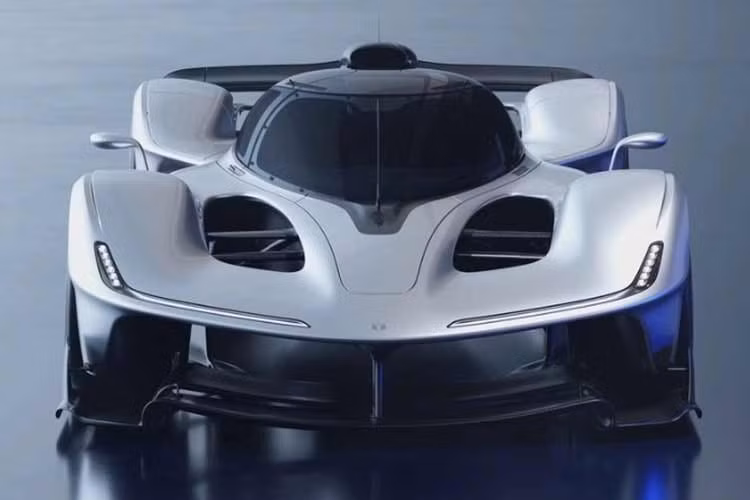 Siêu xe Red Bull RB17 bản thương mại là cột mốc quan trọng đánh dấu sự chuyển mình từ một bản concept đầy tham vọng thành một cỗ máy tốc độ thực thụ sẵn sàng lăn bánh trên các đường đua chuyên dụng.