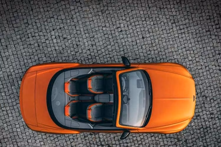 Gallery - Bentley ra mắt bộ sưu tập Continental GT "hàng thửa" cảm hứng từ thiên văn - image 5