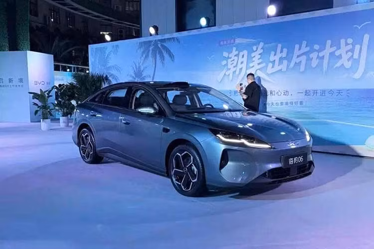 Gallery - [GALLERY] BYD Seal 06 2027 - sedan giá rẻ đổ đầy bình chạy tới 2.370 km - image 8