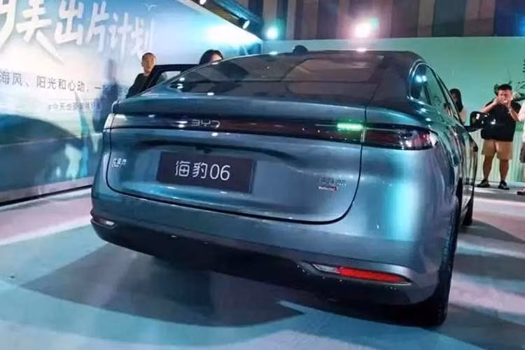Gallery - [GALLERY] BYD Seal 06 2027 - sedan giá rẻ đổ đầy bình chạy tới 2.370 km - image 10
