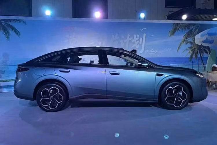 Gallery - [GALLERY] BYD Seal 06 2027 - sedan giá rẻ đổ đầy bình chạy tới 2.370 km - image 12