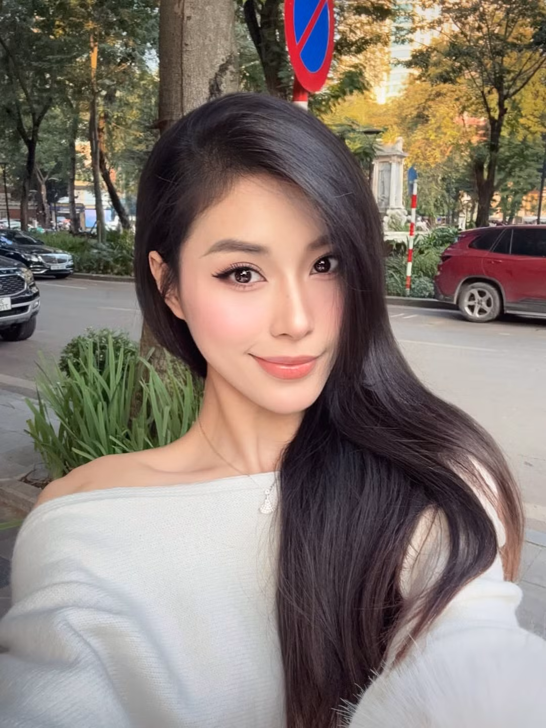 Dù được đánh giá là tài năng triển vọng, Đặng Thu Huyền bất ngờ tuyên bố giải nghệ vào tháng 3/2021, khi mới 19 tuổi. Quyết định này từng gây tiếc nuối nhưng cũng thể hiện tinh thần dám thay đổi, dám bước ra khỏi vùng an toàn của cô gái trẻ.