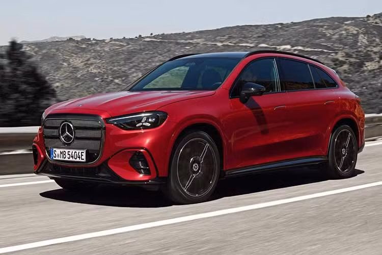 Đây là mẫu xe mang tên chính thức Mercedes-Benz GLC with EQ Technology, đã được giới thiệu toàn cầu tại Munich (Đức) vào cuối năm 2025. Việc được lắp ráp tại Thái Lan cũng được kỳ vọng sẽ giúp GLC EV có mức giá dễ tiếp cận hơn, tương tự chiến lược Mercedes-Benz từng áp dụng với CLA EV.
