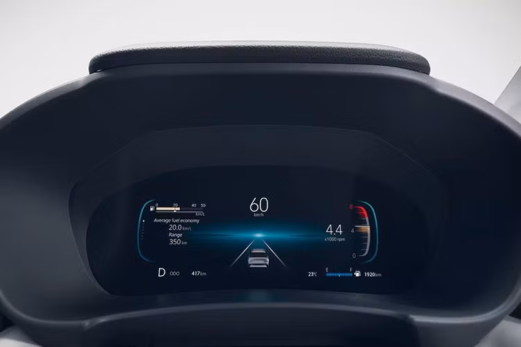 Theo phong cách đặc trưng của Suzuki , ngoại thất có sẵn các màu đơn sắc và hai tông màu, trong khi nội thất có màu đen và ngà.