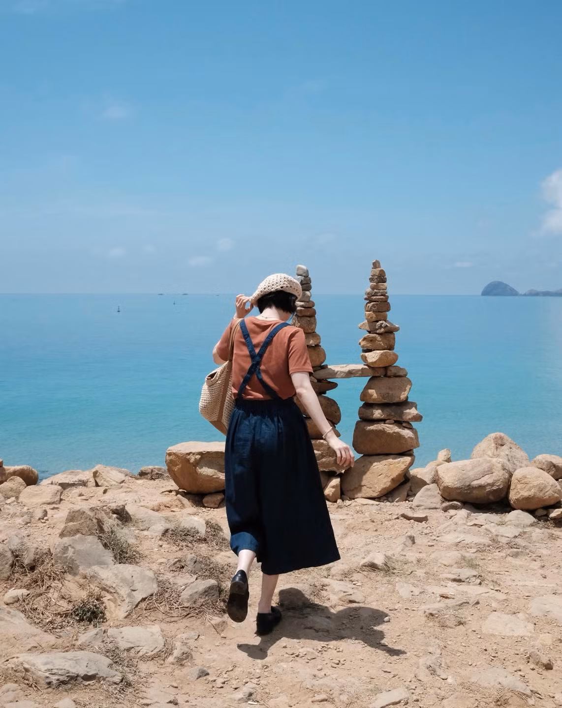 Không cần lộng lẫy hay kiêu kỳ, Hải Tú ghi điểm nhờ vẻ đẹp gần gũi, thanh lịch nhưng vẫn có chất riêng, điều mà không nhiều gương mặt trẻ trong showbiz hiện nay duy trì được.