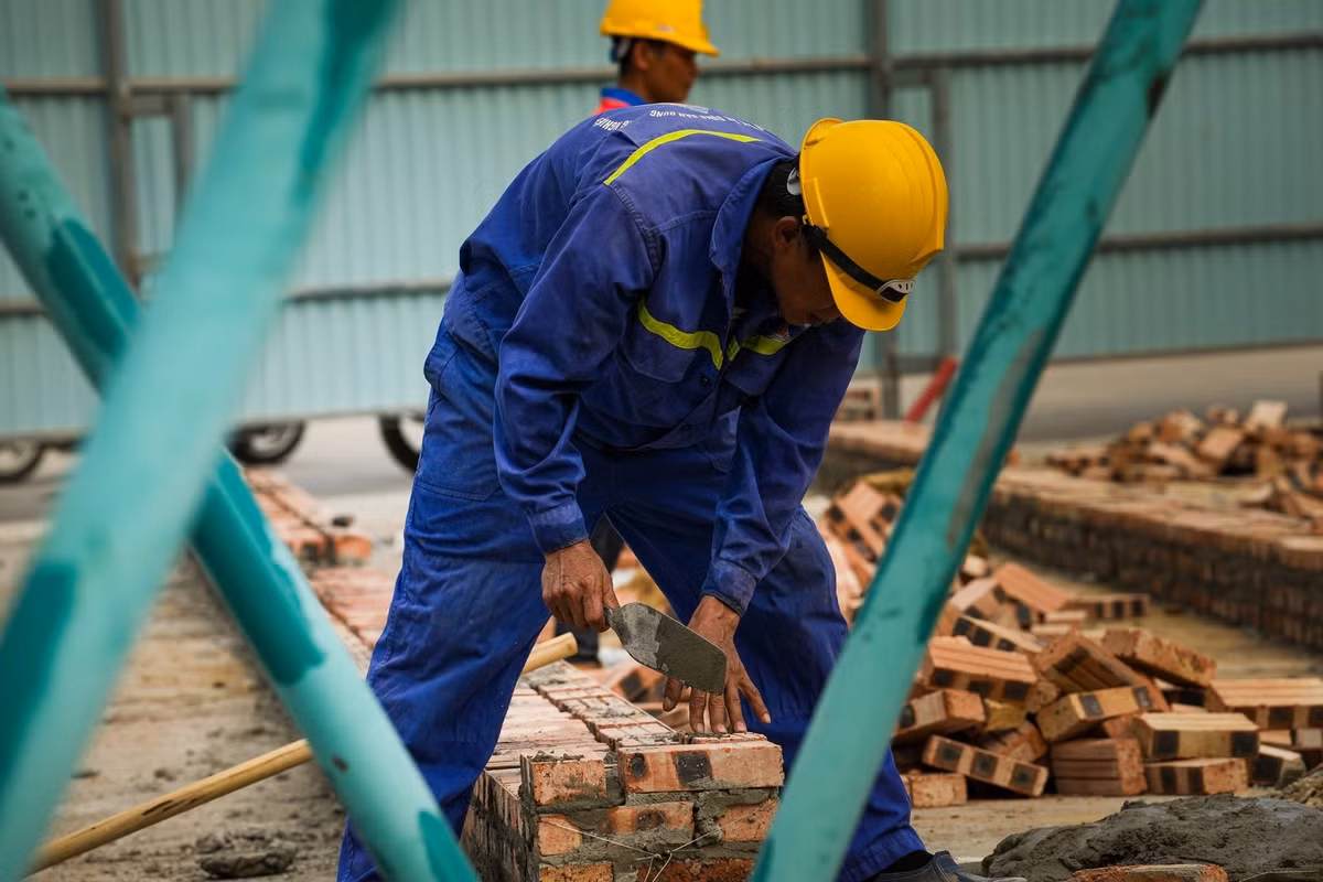Khi đi vào khai thác, tuyến metro này không chỉ giúp giảm áp lực cho hệ thống giao thông đường bộ mà còn tạo điều kiện thúc đẩy phát triển kinh tế - xã hội, gia tăng khả năng tiếp cận dịch vụ công cộng và nâng cao chất lượng sống của người dân.