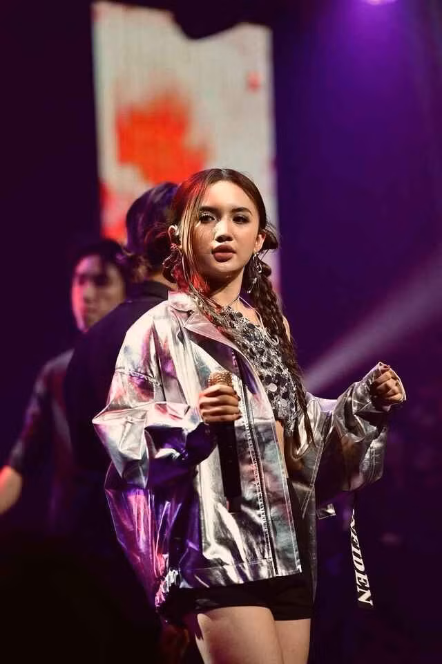 Sự kiện Gucci lần này đánh dấu bước đi đầu tiên ấn tượng của Ngân Hà trên con đường nghệ thuật và thời trang.
