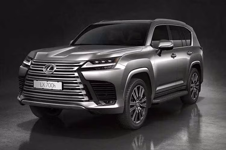 Đứng đầu danh mục là LX 700h Executive 4 chỗ, với giá 22,1 triệu yên, tương đương khoảng 140.100 USD. Dự đoán, sau thị trường Nhật Bản và quốc tế, mẫu xe SUV hạng sang này cũng sẽ sớm được đưa về mở bán tại Việt Nam.
