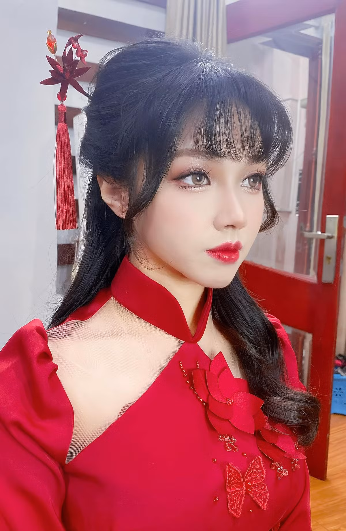 Nhan sắc của nữ cosplayer Trang Bít Tết.