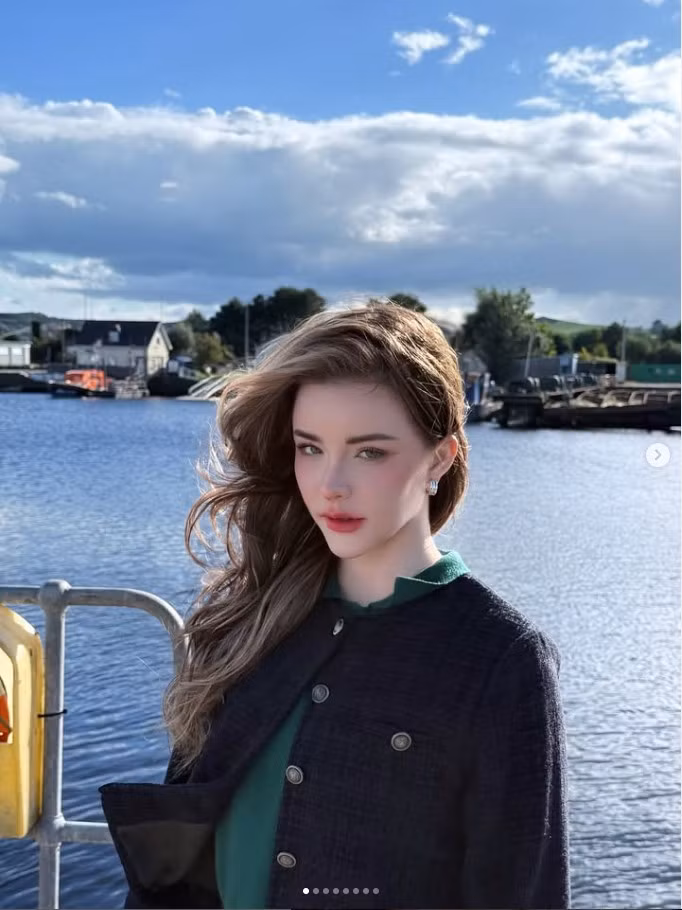 Sau khi nổi tiếng, Jessie Vard chọn cho mình cuộc sống khá kín tiếng nhưng đầy năng động. Cô dành nhiều thời gian cho du lịch và phát triển công việc người mẫu ảnh.