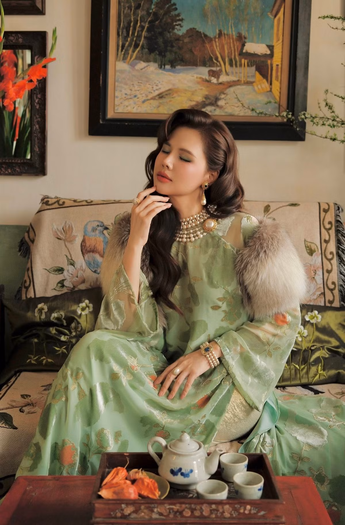 Sau khi lập gia đình, nữ diễn viên dần rút khỏi các hoạt động nghệ thuật sôi nổi, dành nhiều thời gian hơn cho cuộc sống cá nhân. Tuy nhiên, mỗi lần xuất hiện, cô vẫn nhận được sự quan tâm đặc biệt từ công chúng.