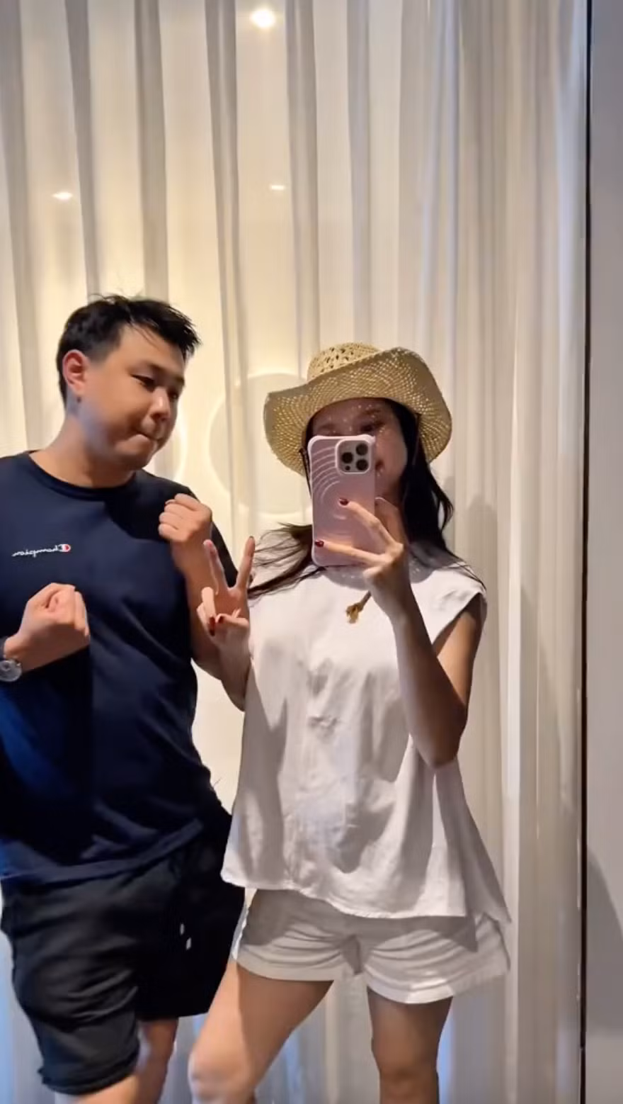 Phía dưới khoảnh khắc của Hàn Hằng, netizen cũng nhanh chóng nhận ra điều đặc biệt và bình luận chúc mừng: “Có lẽ nào sắp có 1 tin vui sắp đến”, “Chúc mừng anh chị nha”, “Ối! Có em bé hả? Nhìn tròn xoe rồi nha”, “Dạo này không thấy khoe bikini là nghi liền rồi”, “Rồi, có tin vui rồi”,...