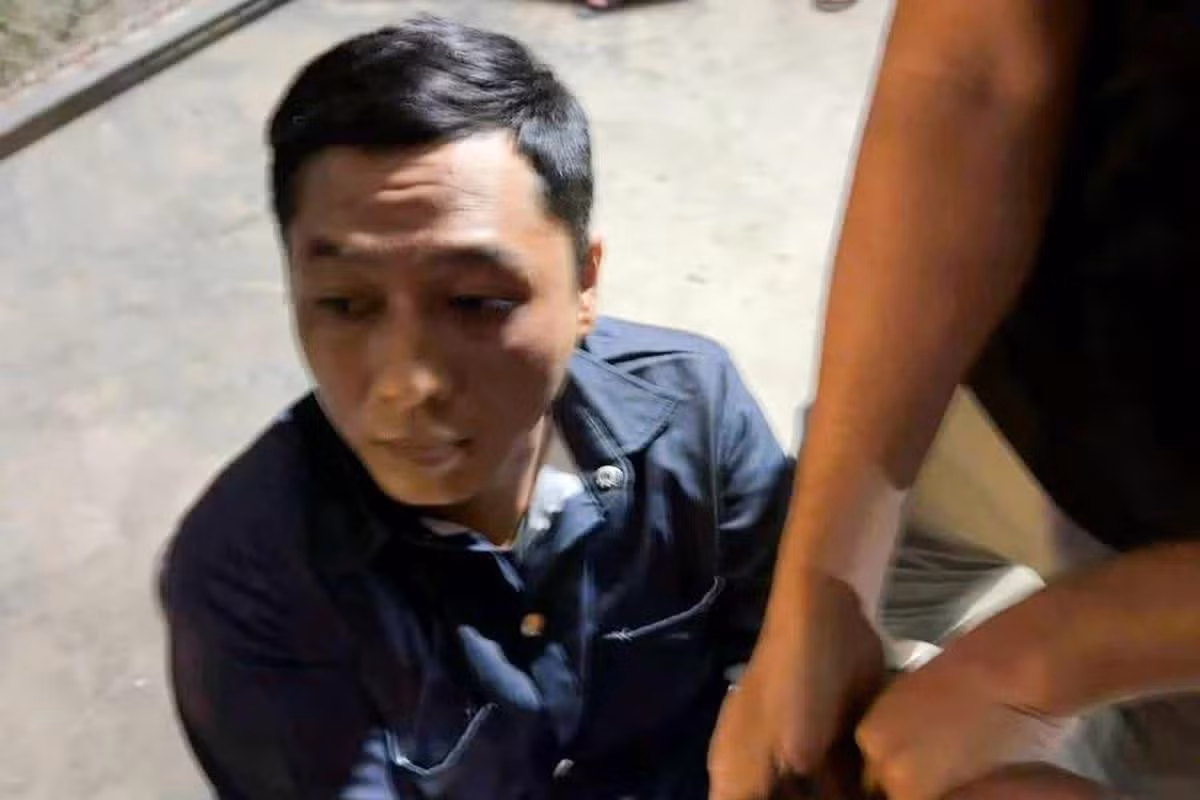 Đối tượng nam bị bắt giữ.