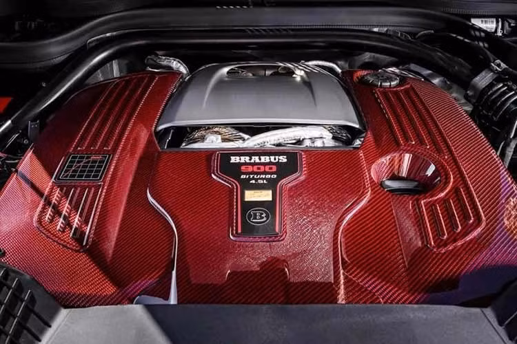 Khả năng tăng tốc của Brabus 900 Rocket Cabrio độ từ Mercedes-AMG G63 từ 0-100 km/h trong 3,7 giây. Tốc độ tối đa được giới hạn ở mức 240 km/h (149 mph).