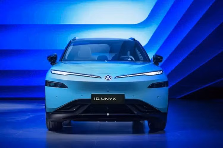 Sự xuất hiện của mẫu xe sedan điện cỡ lớn Volkswagen ID. Unyx 09 2027 mới cho thấy liên doanh giữa Volkswagen và Xpeng đang mở rộng từ các mẫu SUV sang phân khúc xe điện hiệu suất cao.