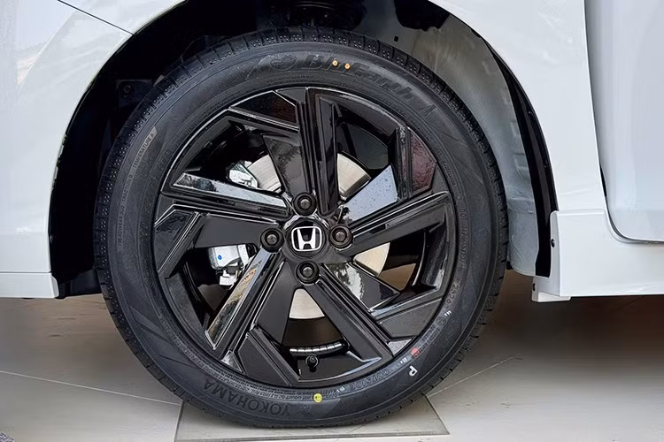 Gallery - [GALLERY] Cận cảnh Honda City 2026 từ 539 triệu tại Việt Nam, đấu Toyota Vios - image 8