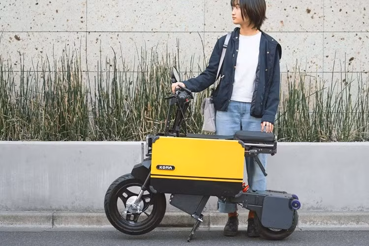 Ngoài ra, Tatamel Bike còn được trang bị cả bộ cấp nguồn với đầu nối USB, điều này đồng nghĩa với việc năng lượng điện trong xe có thể dùng để sạc các thiết bị điện tử như điện thoại di động, máy tính xách tay,…