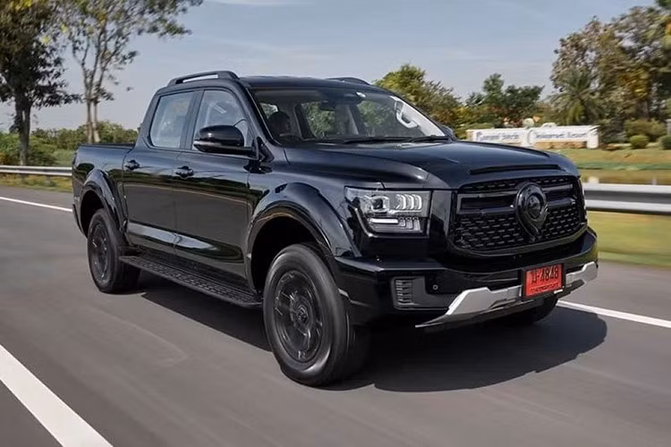 Theo thông số từ nhà sản xuất, phiên bản hybrid sạc ngoài có mức tiêu thụ nhiên liệu trung bình khoảng 1,3 lít/100 km theo chu trình WLTC. Hiện GWM chưa công bố thời điểm ra mắt cũng như giá bán chính thức của Poer Sahar tại thị trường Việt Nam.