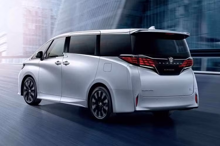 Bên cạnh phiên bản mới của mẫu xe MPV hạng sang này, Toyota Thái Lan còn giới thiệu gói trang bị Eclipse Edition dành cho toàn bộ các phiên bản Alphard 2026 tại thị trường đầu tiên của Đông Nam Á.