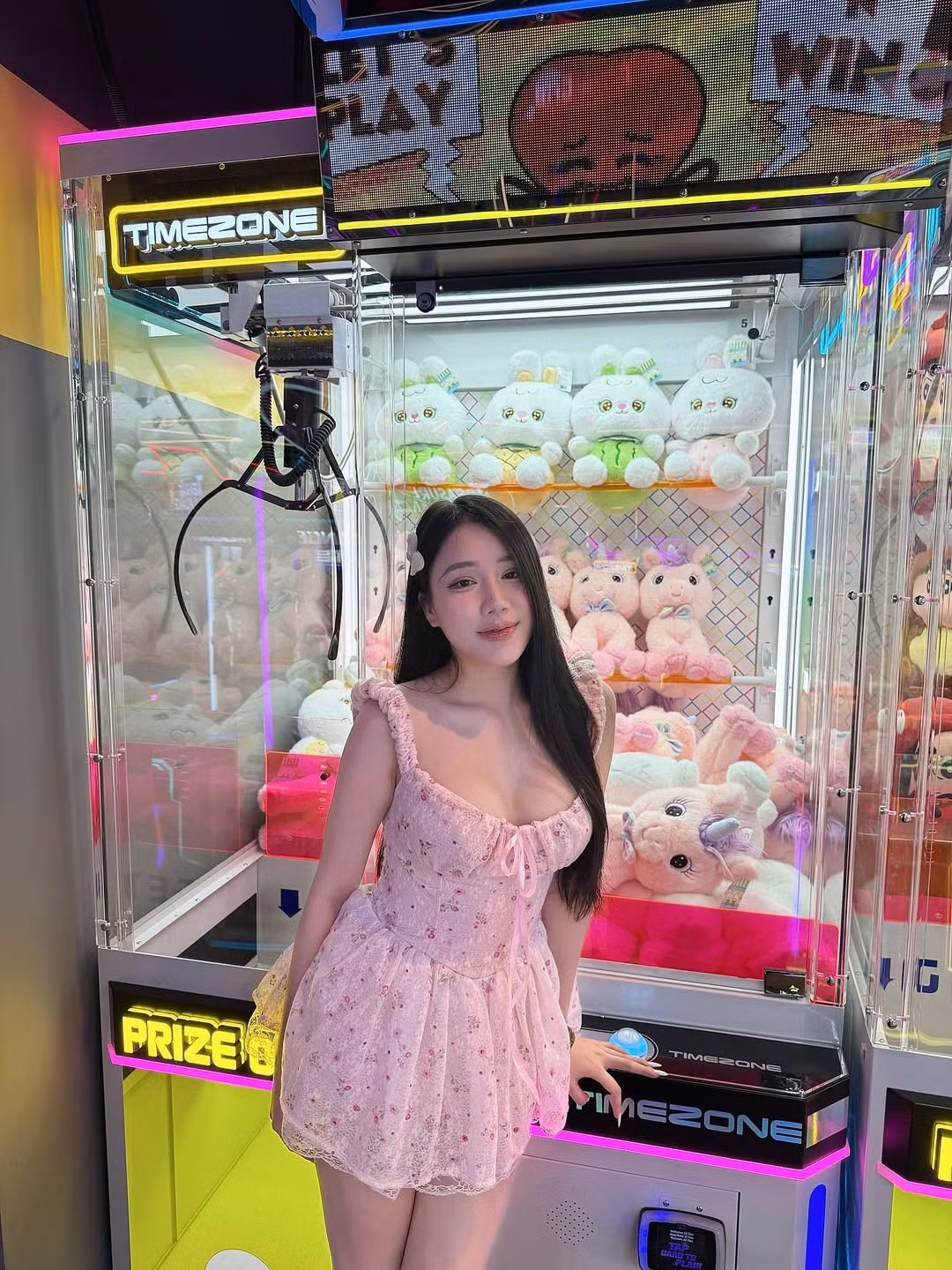 Hình ảnh này của "phú bà" làng streamer nhanh chóng "đốn tim" người hâm mộ, cho thấy một khía cạnh hoàn toàn khác biệt của cô nàng.