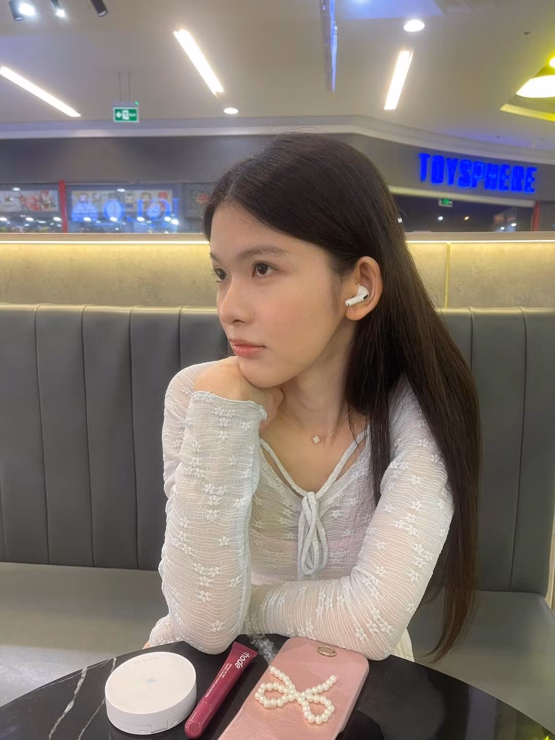 Nhờ visual này, Cao Minh Hy cũng dễ dàng ẵm giải thưởng Best Face (Gương mặt đẹp nhất) của chương trình.