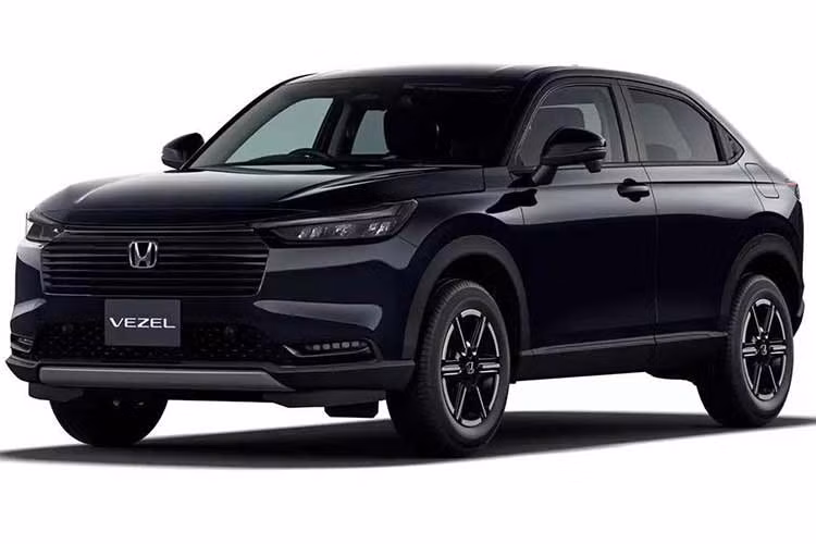 Gói trang bị này bổ sung lưới tản nhiệt sơn đen với họa tiết mới, phần cản trước và cản sau kéo dài tích hợp các chi tiết mạ chrome tối màu, ốp gương chiếu hậu cùng cánh gió sau màu đen. Bộ mâm hợp kim 18 inch phay bóng kim cương hoàn thiện diện mạo thể thao cho xe.