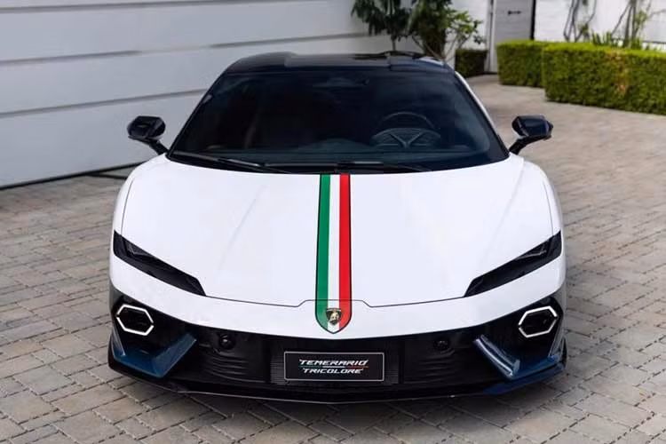 Gallery - [GALLERY] Lamborghini Temerario Tricolore - siêu xe độc bản mạnh 907 mã lực - image 10