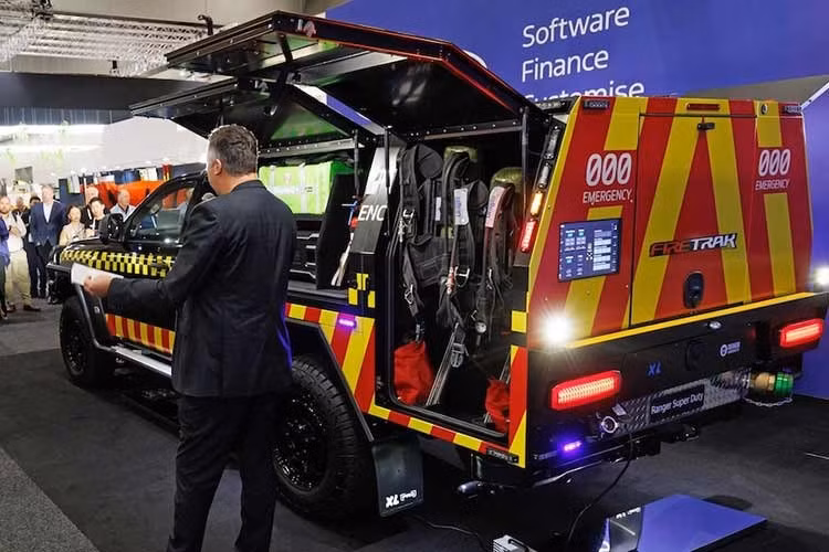Gallery - [GALLERY] "Soi" Ford Ranger Super Duty Fire Response Unit đặc chủng chữa cháy - image 13