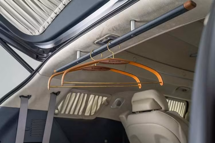 Về vận hành, Kia cung cấp hai tùy chọn động cơ cho Carnival High Roof. Đầu tiên là động cơ xăng 3.5L, tập trung vào khả năng vận hành mạnh mẽ và mượt mà.