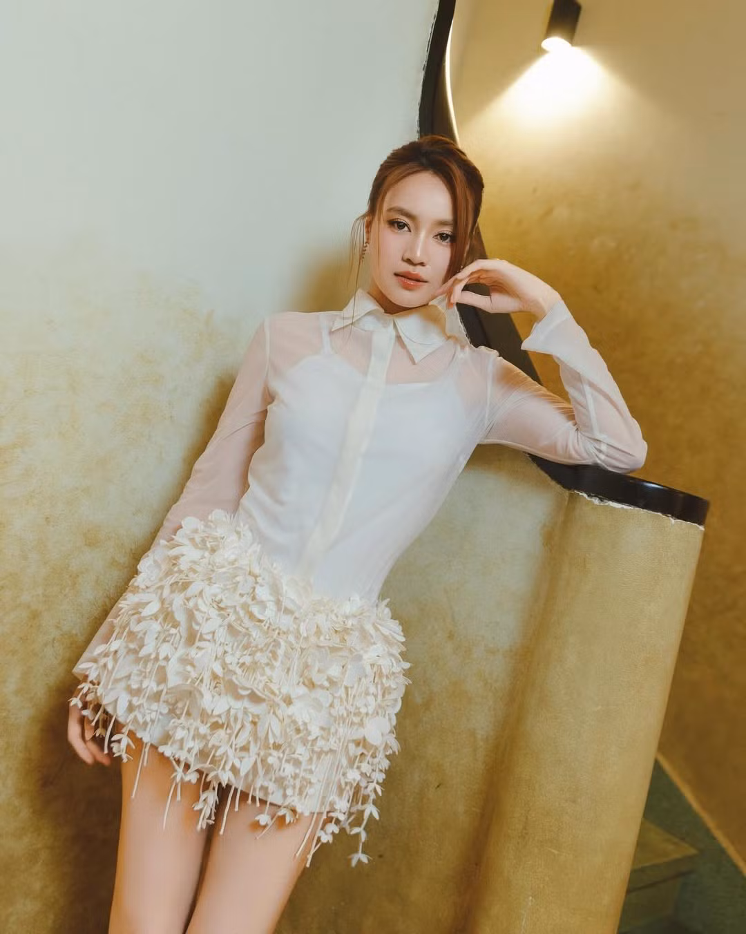 Thời gian gần đây, Lan Ngọc tiếp tục khẳng định vị thế là một trong những nữ diễn viên đắt giá nhất màn ảnh Việt. Cô liên tục tham gia các dự án phim điện ảnh, chương trình truyền hình và xuất hiện tại nhiều sự kiện thời trang lớn nhỏ.