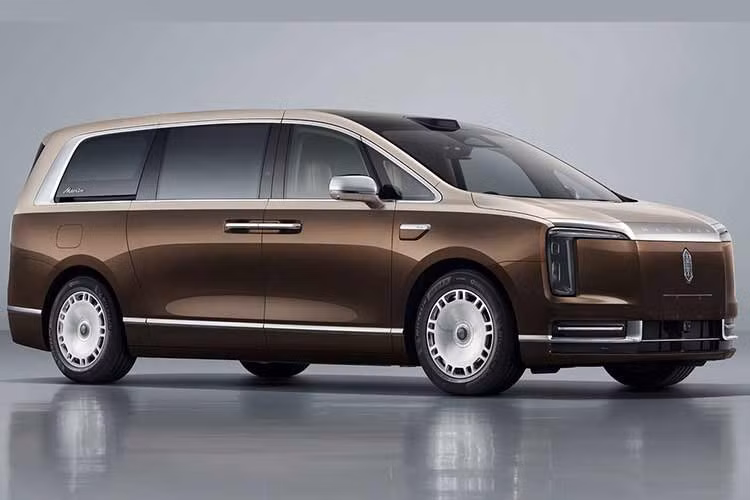 Sẽ không ngạc nhiên nếu mẫu MPV này cũng bán chạy như đàn anh Maextro S800. Ra mắt vào tháng 5/2026, S800 hiện đã đạt doanh số cộng dồn hơn 15.000 xe tại thị trường Trung Quốc tính đến hết tháng 3/2026, vượt Porsche, BMW và Maybach để dẫn đầu phân khúc sedan cao cấp tại Trung Quốc. Phiên bản cao nhất của xe có giá hơn 1 triệu nhân dân tệ (khoảng 3,5 tỷ đồng).