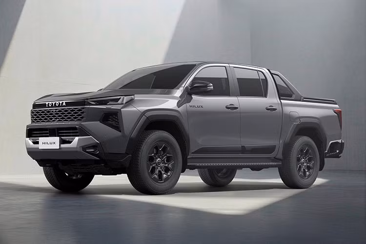 Ngoài nâng cấp động cơ, Toyota Hilux 2026 còn được bổ sung thêm nhiều trang bị hiện đại nhằm tăng trải nghiệm sử dụng. Một số tính năng đáng chú ý gồm hệ thống hỗ trợ lái an toàn Toyota Safety Sense, màn hình giải trí nâng cấp và nhiều công nghệ hỗ trợ người lái mới.