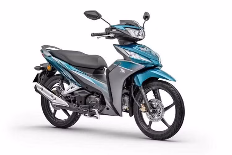 Hiện tại, Honda Dash 2026 chỉ mới được giới thiệu cho thị trường Malaysia. Tuy nhiên, khảo sát tại một số cửa hàng tư nhân tại Việt Nam, khi về nước giá xe máy số phổ thông Dash thế hệ mới có thể bị đội lên đến hơn 80 triệu đồng.