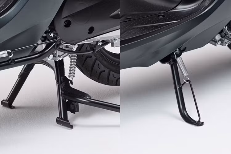 Về mặt tiện ích, xe tay ga Honda Dio110 Lite được trang bị cốp dưới yên dung tích 17 lít, khóa từ Shutter Key tích hợp chức năng mở yên và khóa cổ, cùng chân chống giữa và chân chống bên đi kèm từ nhà máy.