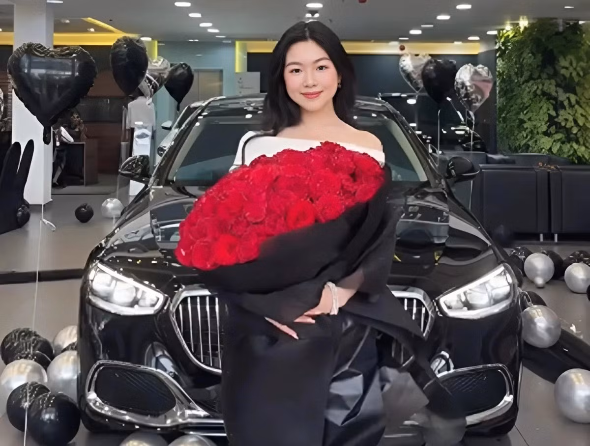 Lọ Lem đang học ngành Cử nhân Kinh doanh tại Đại học RMIT.