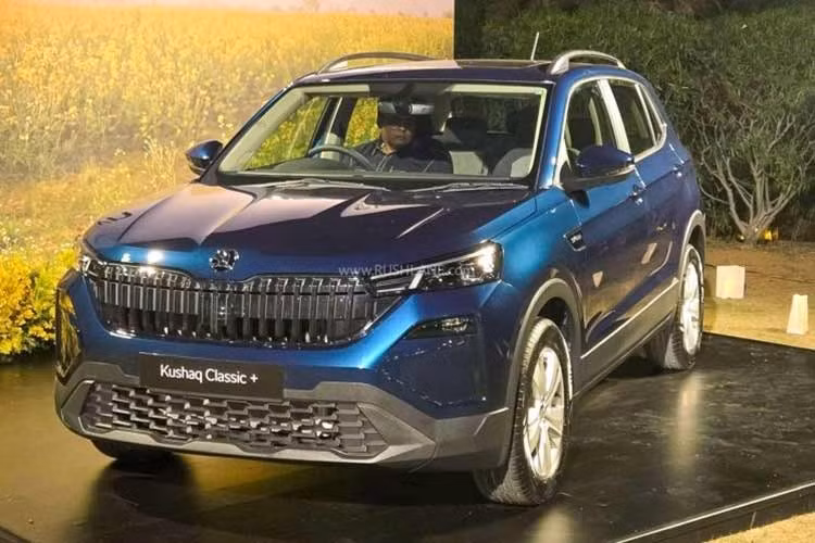 Với phiên bản Classic+ mới, Skoda dường như hãng đang mở rộng dải sản phẩm Kushaq nhằm thu hút nhiều khách hàng hơn trong phân khúc SUV cỡ B tại thị trường Ấn Độ. Skoda Kushaq 2026 dự kiến sẽ ra mắt vào cuối tháng này, tiếp tục cạnh tranh với các đối thủ như Hyundai Creta, Kia Seltos, Suzuki Grand Vitara và Toyota Urban Cruiser Hyryder. Giá xe chưa được tiết lộ.