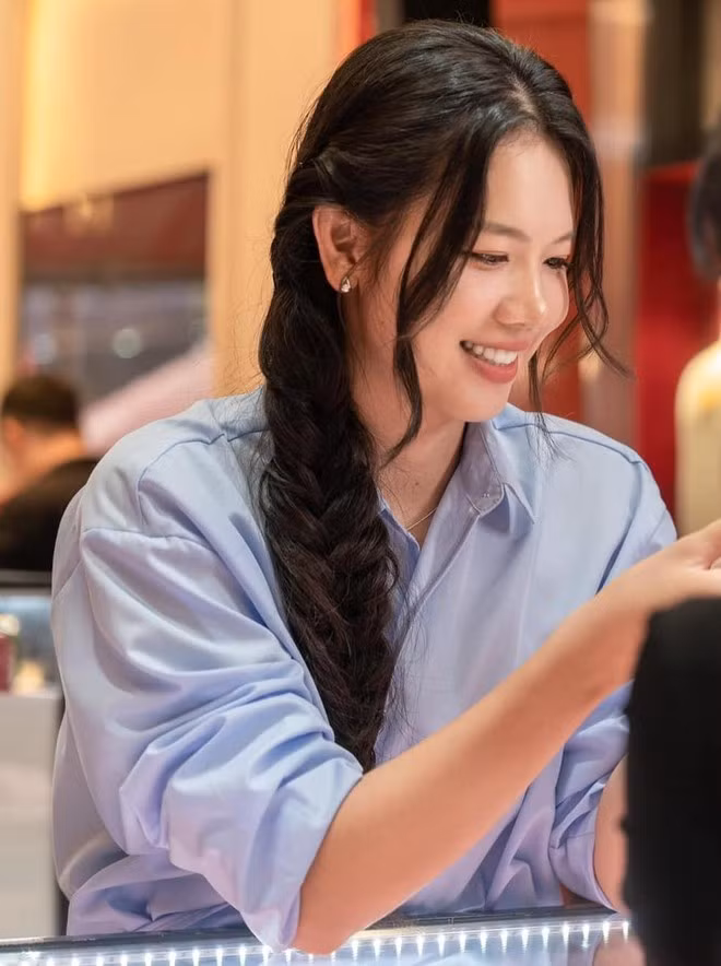 Trước đó, kể từ sau khi quyết định giải nghệ và không còn thi đấu chuyên nghiệp, Ánh Viên đã dành nhiều thời gian hơn để chăm sóc bản thân cũng như khám phá những điều mới mẻ trong cuộc sống.