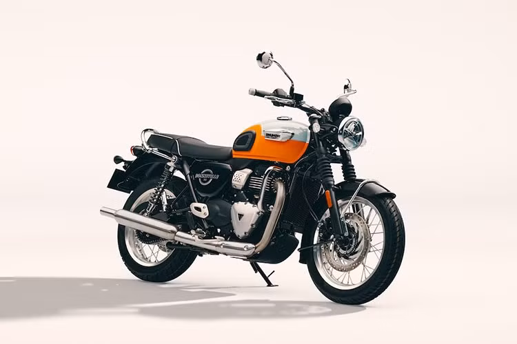 Được hợp tác phát triển cùng Bajaj, hai biến thể mới Triumph Bonneville T40 mang kiểu dáng cổ điển đặc trưng của dòng Bonneville thập niên 1960 nhưng được trang bị nền tảng công nghệ và động cơ hiện đại.