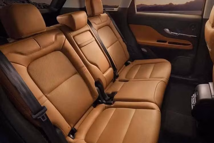 Gallery - [GALLERY] Lincoln Corsair 2027 từ 49.740 USD, cạnh tranh Mercedes-Benz GLC - image 9