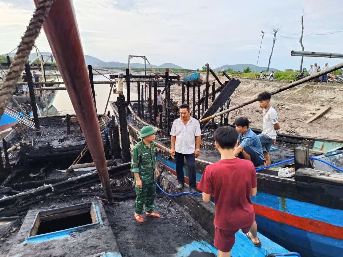 Nguyên nhân vụ cháy đang được điều tra làm rõ.
