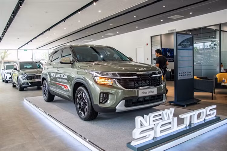 Sự xuất hiện của Skoda Kushaq và Mitsubishi Xforce trong năm qua khiến các tên tuổi như Hyundai Creta và Kia Seltos phải thường xuyên điều chỉnh chính sách bán hàng để giữ vững thị phần.